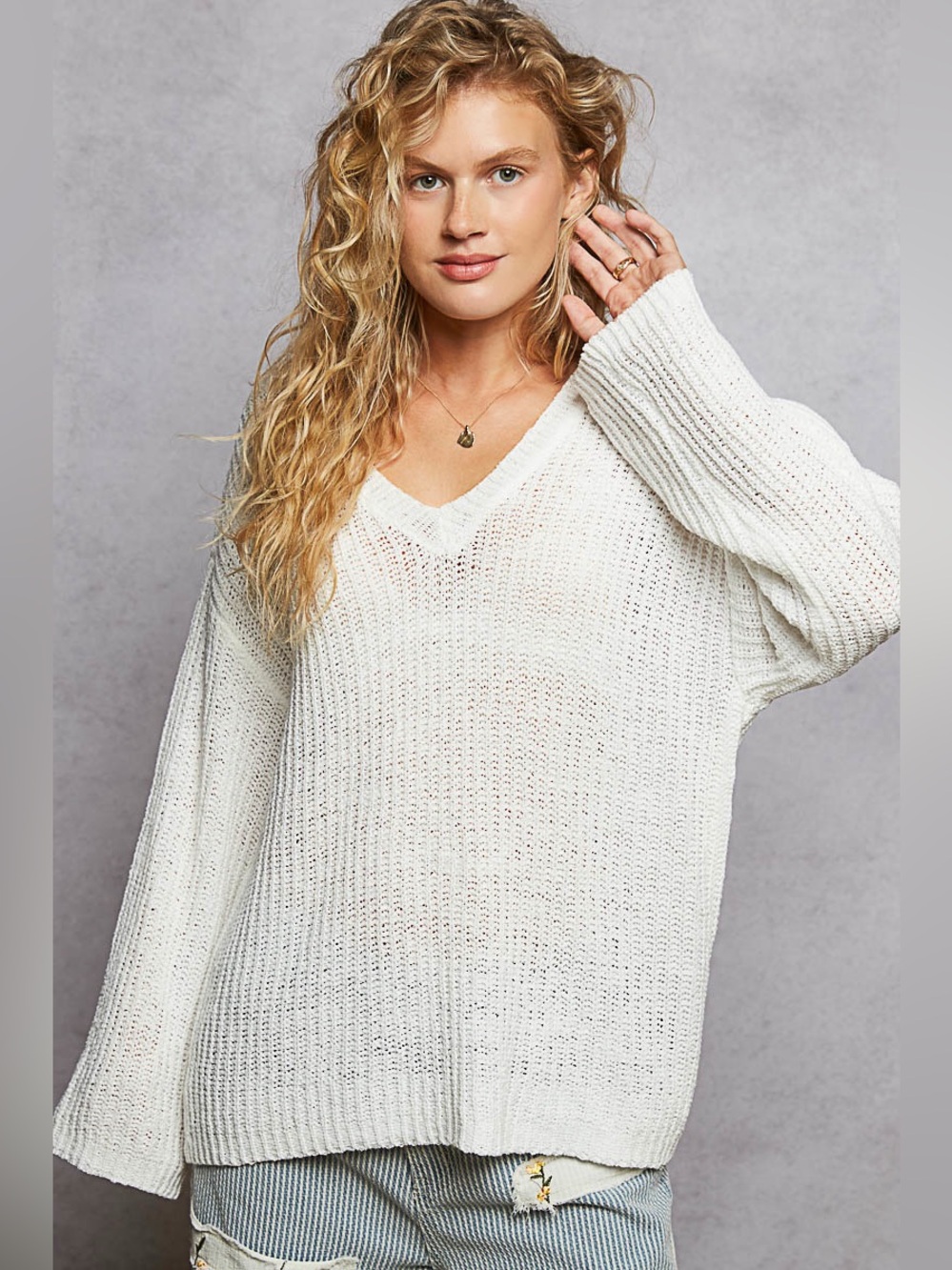 POL Oversized V-Neck Knit Top